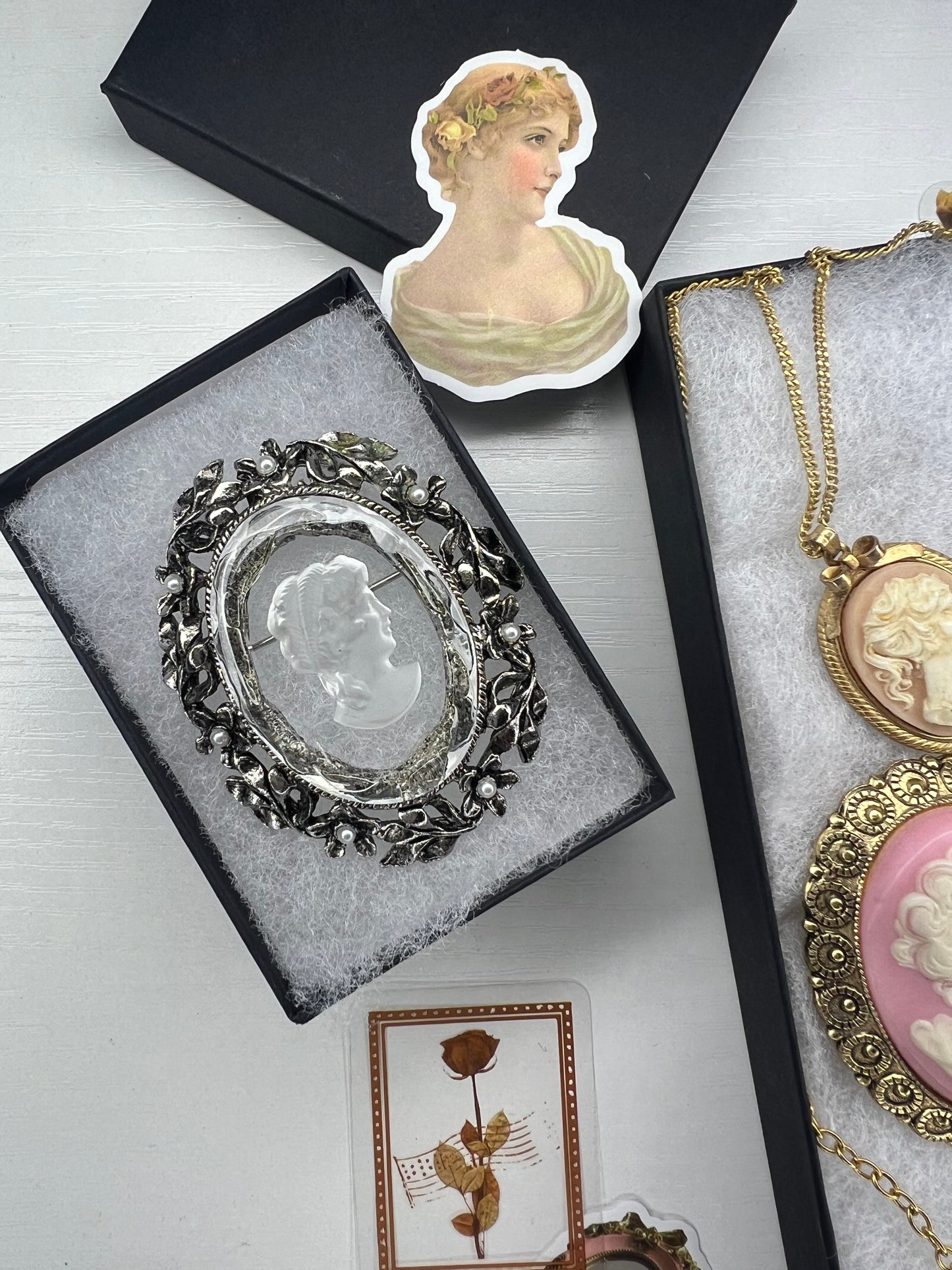 Cameo of the Month Club