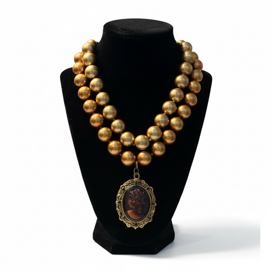 Golden Pearl Majesty Locket