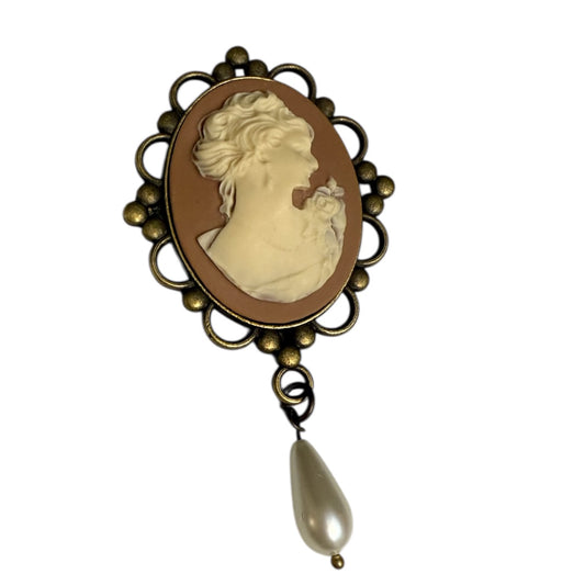Beige Cameo Brooch with Glass Teardrop Pearl